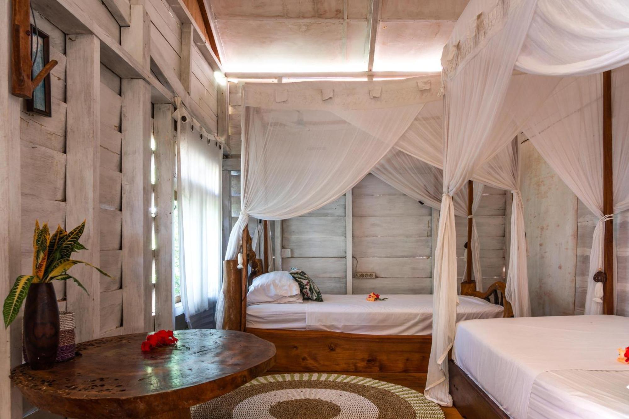 Mentawai Surf Camp Hotel Muarasiberut Eksteriør billede
